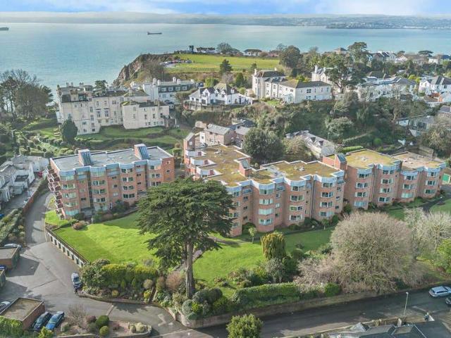 Flat for sale in Babbacombe
