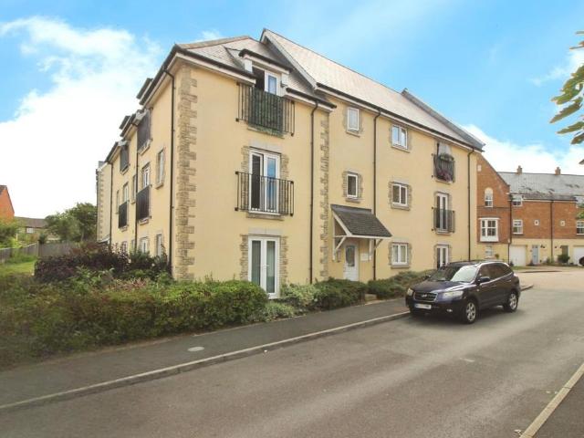 Flat for sale in Redhouse, Abbey Mead