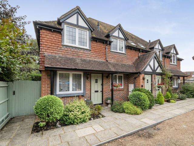Flat for sale in Storrington and Sullington, Horsham