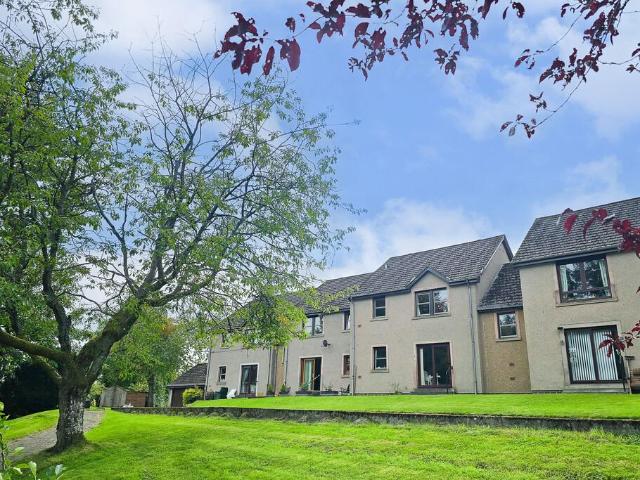 Flat for sale in Bridge Of Earn, Scotland