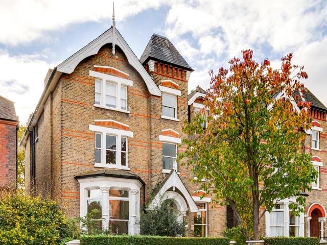 Flat for sale in Belsize Park, Primrose Hill
