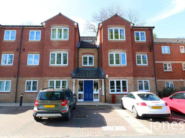 Flat for sale in Stockton-on-tees