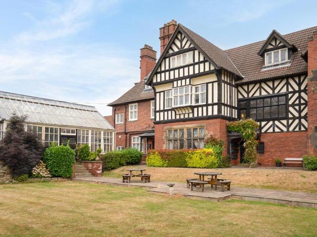 Flat for sale in High Field, York