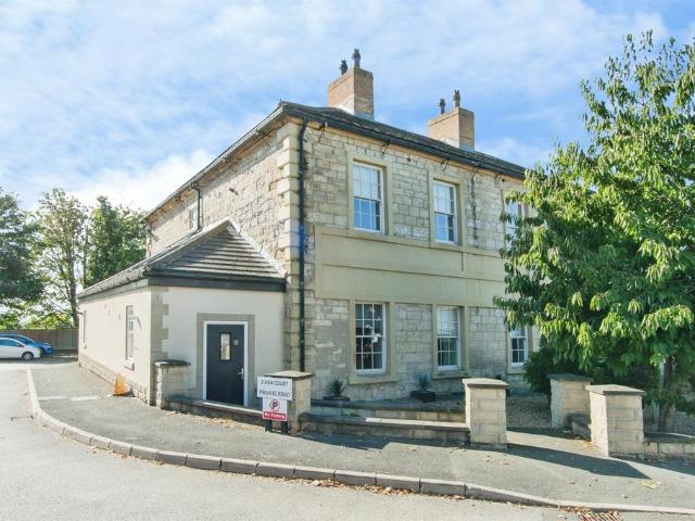 Flat for sale in Great Preston, Leeds