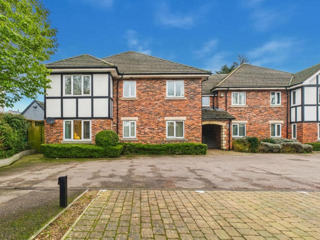 Flat for sale in Woodthorpe, Gedling
