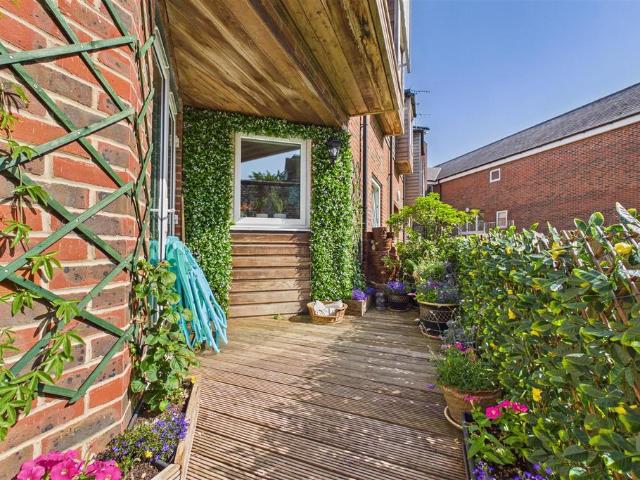 Flat for sale in Chichester, Littlecote