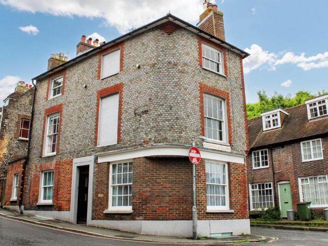 Flat for sale in Lewes, Iford