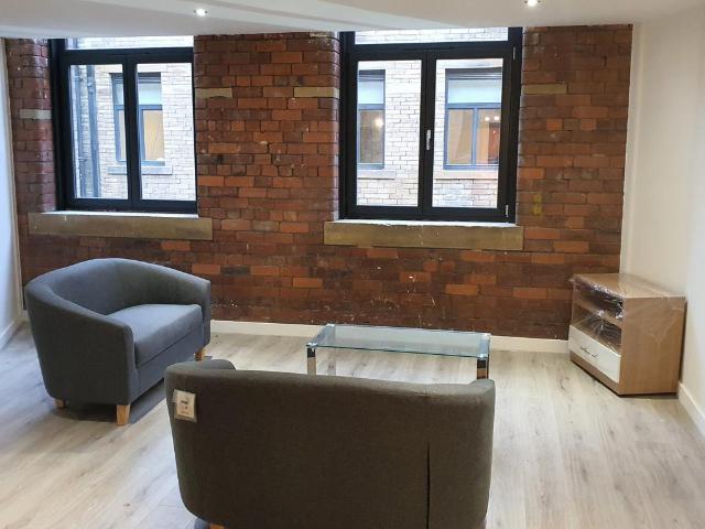 Flat for sale in West Yorkshire