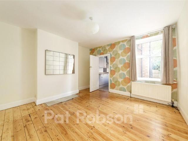 Flat for sale in Heaton, Tyne And Wear