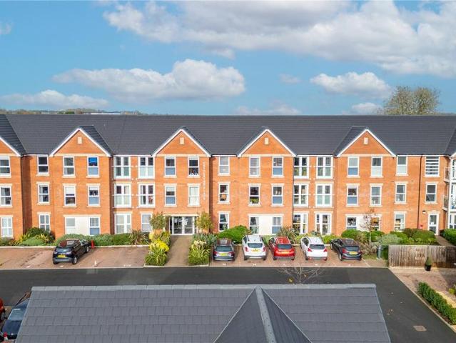 Flat for sale in Brentingby, Leicestershire