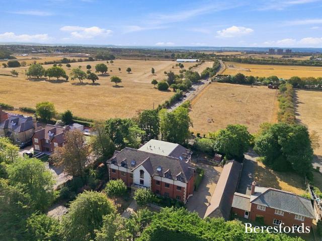 Flat for sale in The Bonners, Orsett