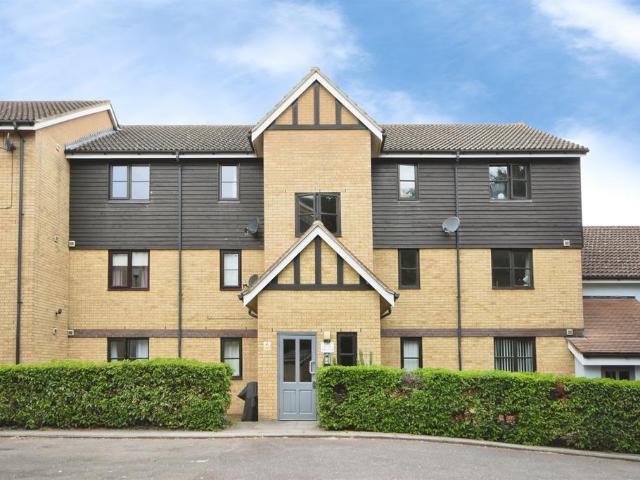 Flat for sale in Pleasant Valley, Duton Hill