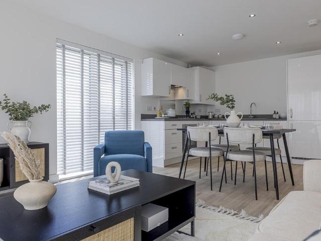 Flat for sale in Watford Rural, Batchworth