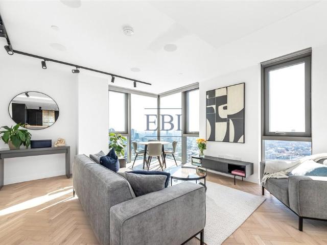 Flat for sale in Finsbury, Greater London