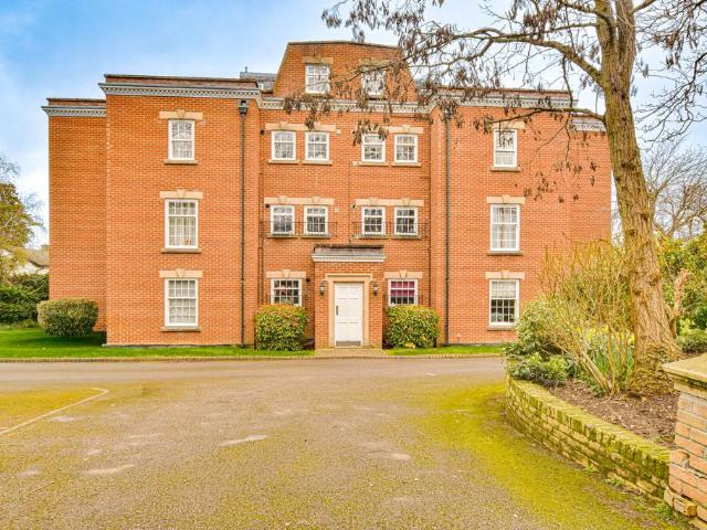 Flat for sale in Pleasant Valley, Uttlesford