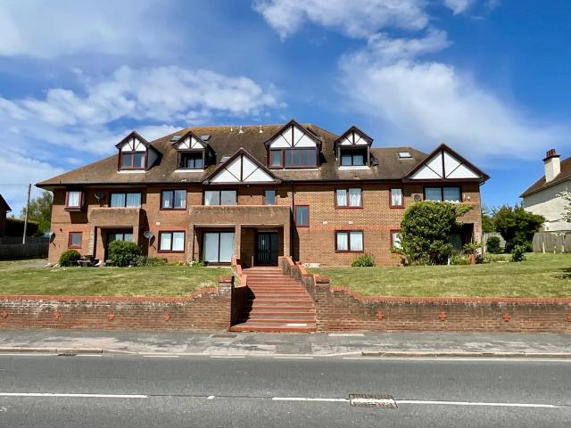 Flat for sale in Pebsham, Heathlands