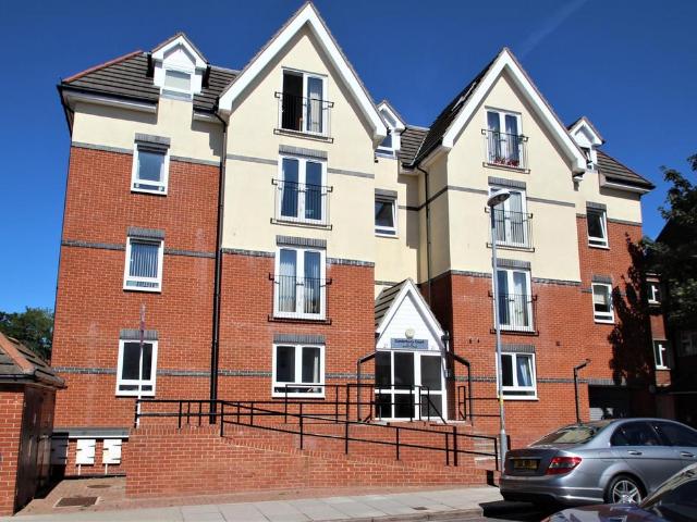 Flat for sale in Southsea, City Of Portsmouth