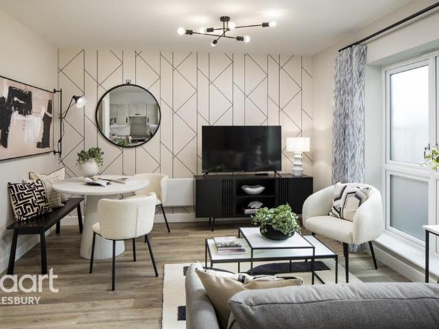 Flat for sale in Berryfield, Buckinghamshire