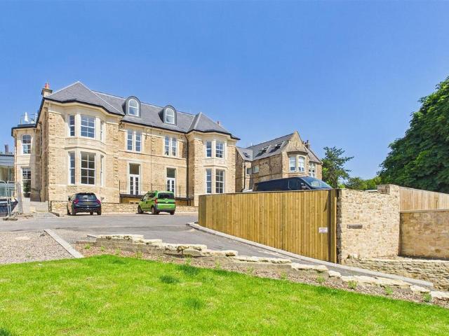 Flat for sale in Walton Park, Clevedon