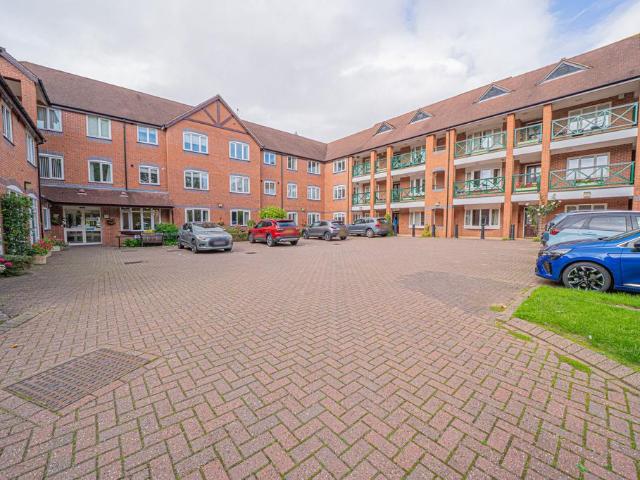 Flat for sale in Elmdon Heath, Solihull