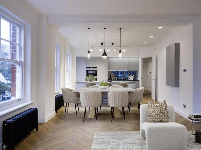 Flat for sale in Belsize Park, Primrose Hill