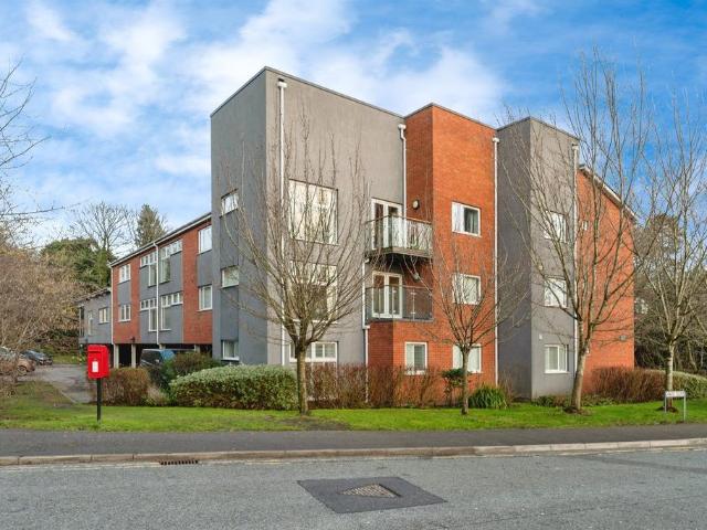 Flat for sale in Bache, Two Mills
