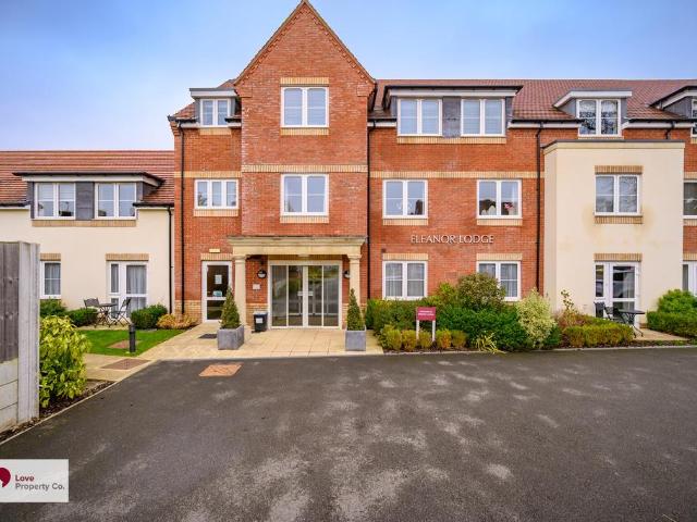 Flat for sale in Knowle, Isle Of Man