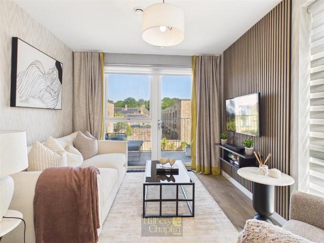 Flat for sale in Navestock Side, Essex