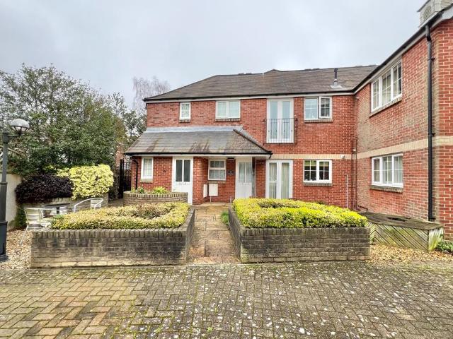 Flat for sale in Fleetend, Fareham
