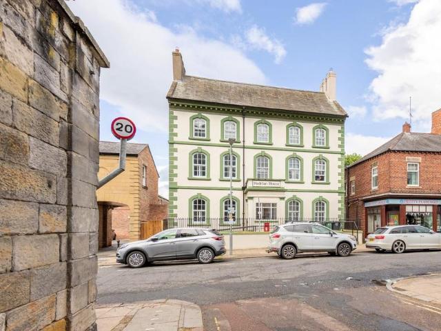 Flat for sale in Hexham, Northumberland