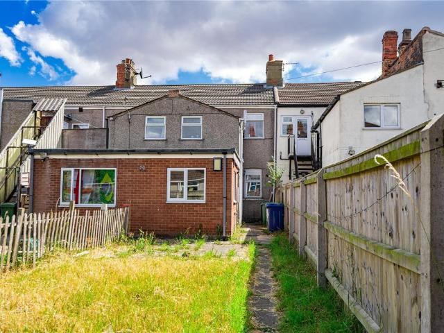Flat for sale in Holme Hill, Grimsby