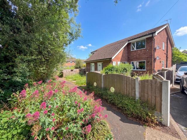 Flat for sale in Ashton upon Mersey, Trafford Park