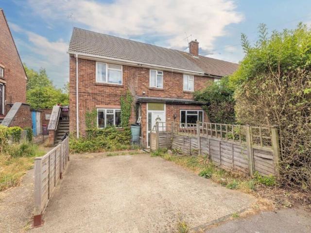 Flat for sale in Slough
