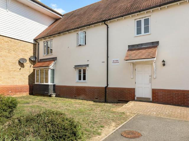 Flat for sale in East Donyland, Fordham Heath