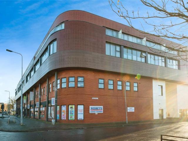 Flat for sale in Falcon Lodge, Wales