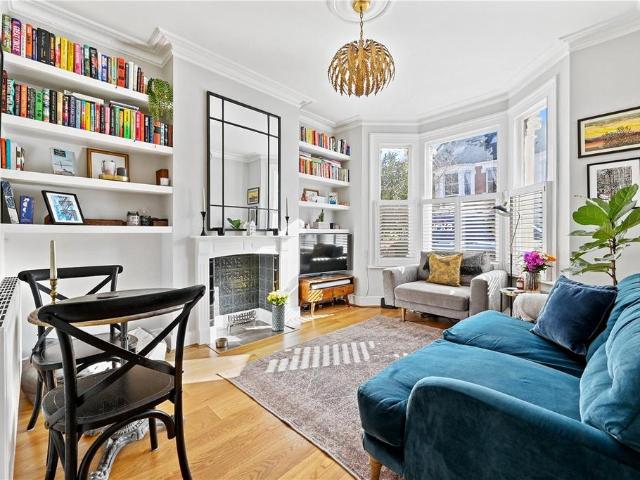 Flat for sale in Brondesbury, Isle Of Man