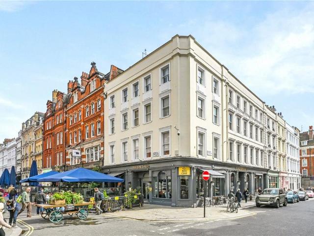 Flat for sale in Covent Garden, Greater London