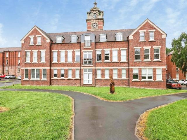 Flat for sale in Wordsley, West Midlands