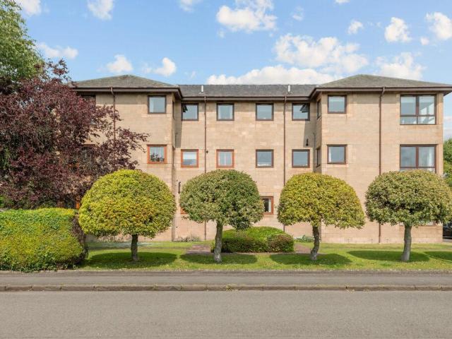 Flat for sale in Bridge Of Allan, Lower Town
