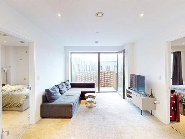 Flat for sale in Blackfriars, Salford