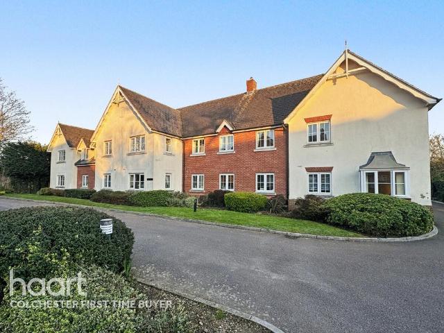 Flat for sale in Fordham Heath, Essex