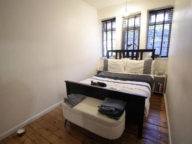 Flat for sale in Brixton, Greater London