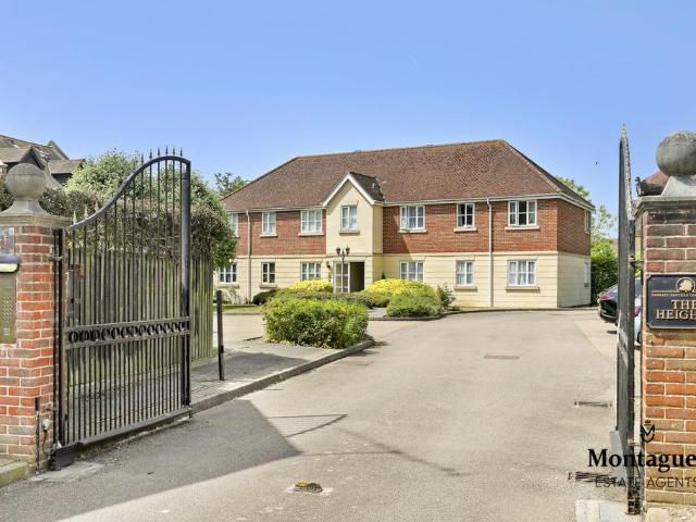 Flat for sale in Epping, Essex