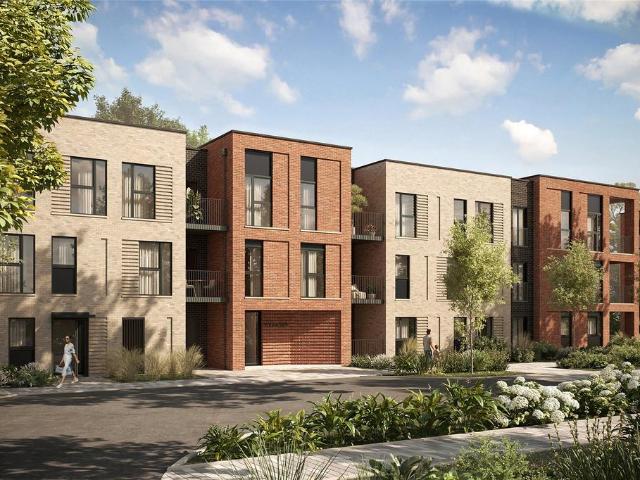 Flat for sale in Arbury, Cambridgeshire