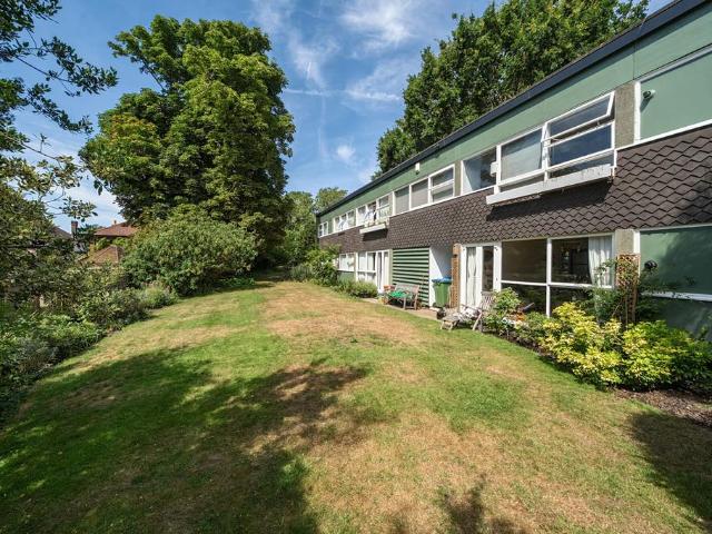 Flat for sale in Kidbrooke, Greater London