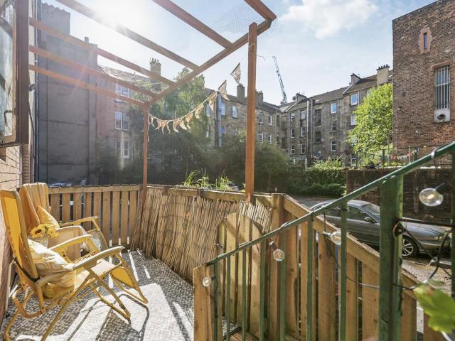 Flat for sale in Garnethill, Scotland