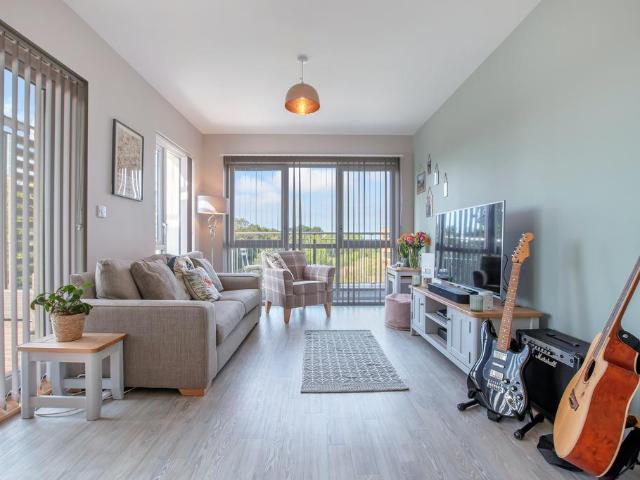 Flat for sale in Chelmsford, Essex
