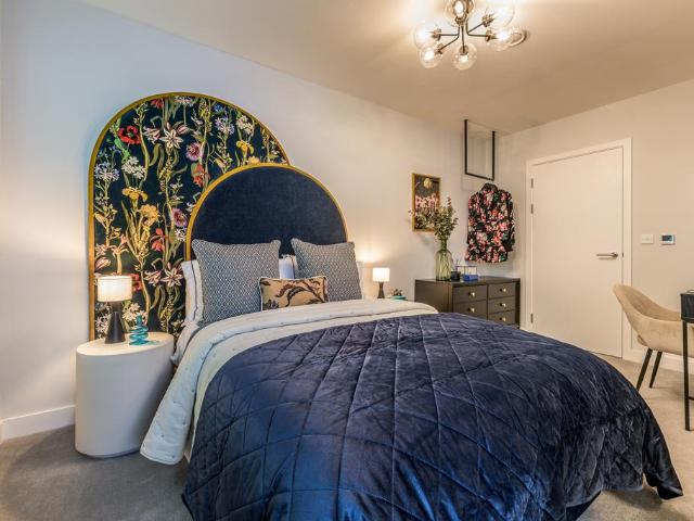 Flat for sale in Dagenham, Dagenham