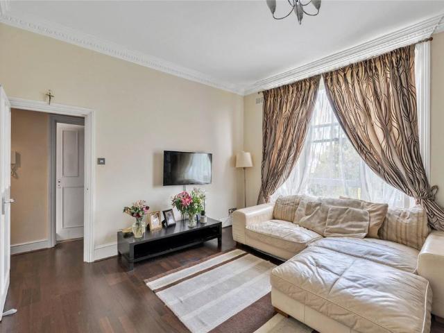 Flat for sale in Kensal Town, Maida Vale