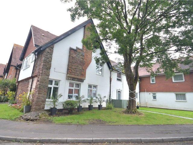 Flat for sale in Falcon Lodge, Wales